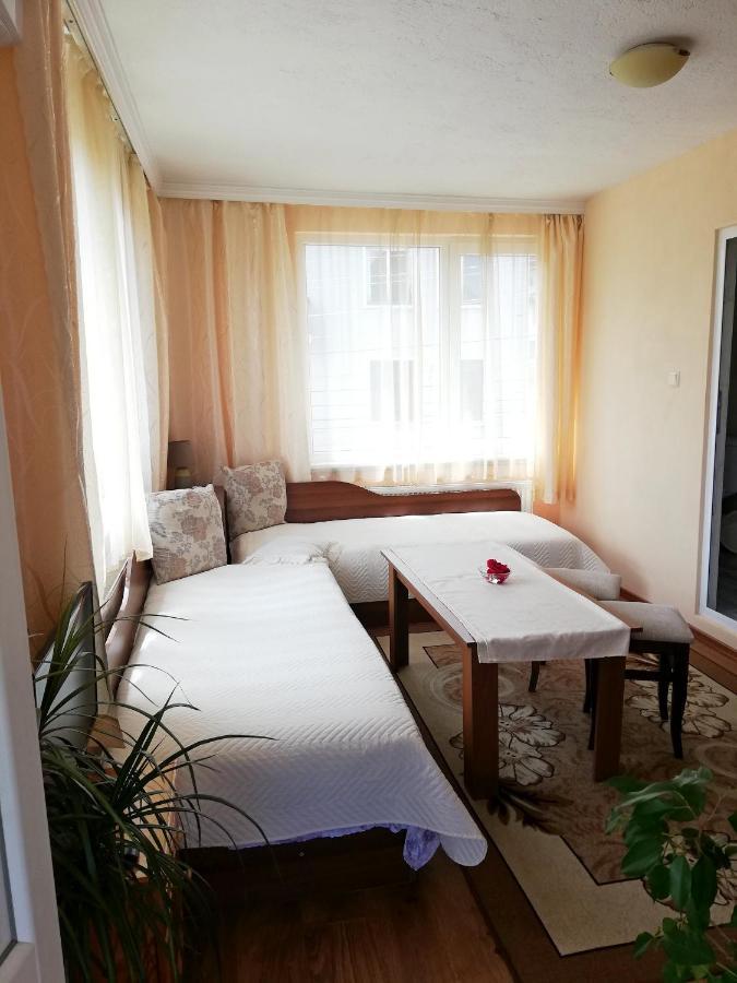 Къща За Гости Стойнови Apartment Pavel Banya Luaran gambar