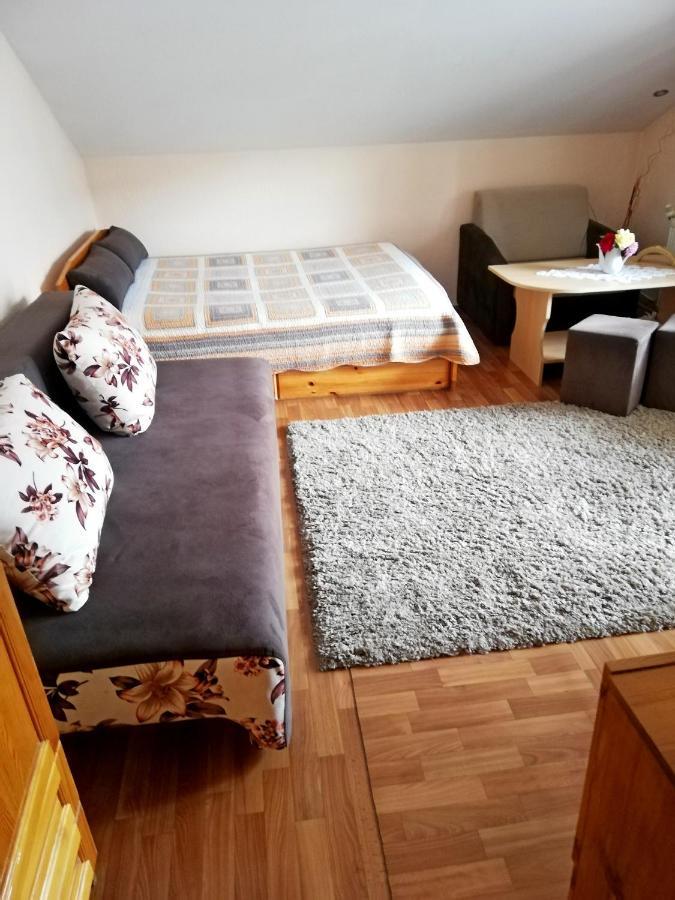 Къща За Гости Стойнови Apartment Pavel Banya Luaran gambar