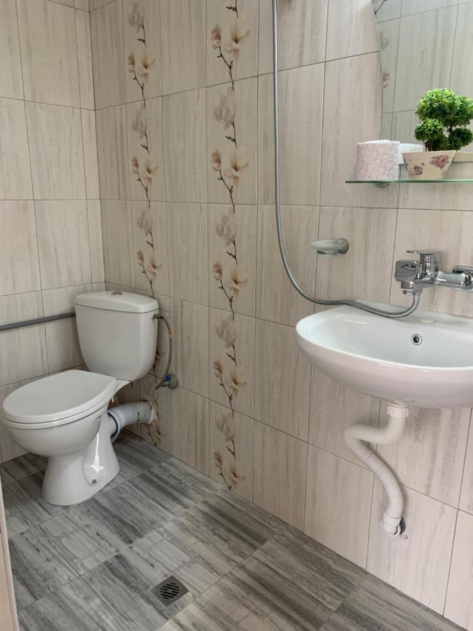 Къща За Гости Стойнови Apartment Pavel Banya Luaran gambar